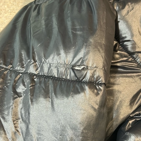 GAP Women's Puffer Coat - Picture 3 of 4